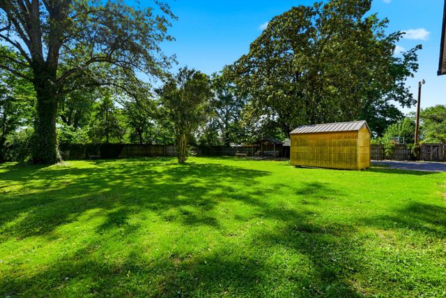 310 N Hume Ave, Gallatin, TN 37066