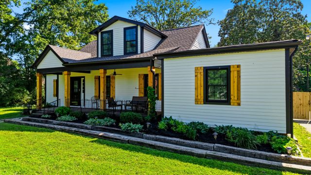 310 N Hume Ave, Gallatin, TN 37066