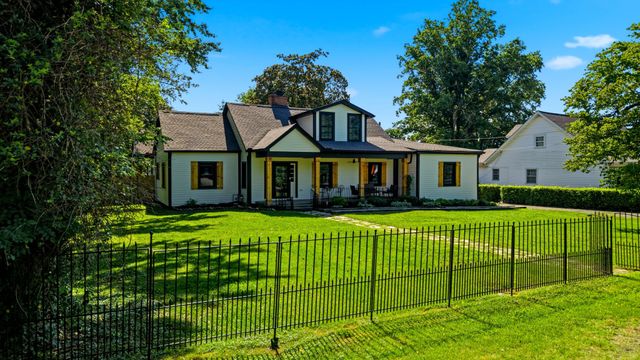 310 N Hume Ave, Gallatin, TN 37066
