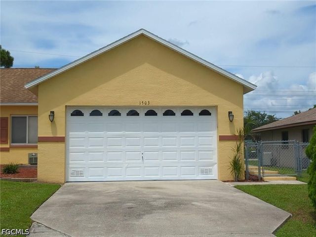 1503-1505 SW 48th TER, Cape Coral, FL 33914