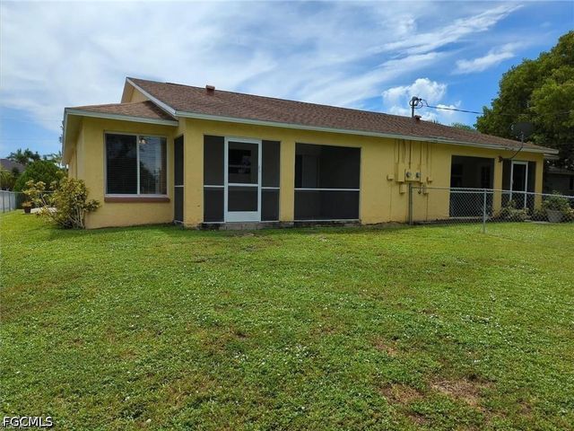 1503-1505 SW 48th TER, Cape Coral, FL 33914
