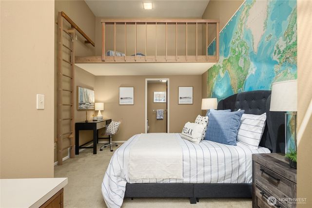 5919 77th Avenue SE, Mercer Island, WA 98040