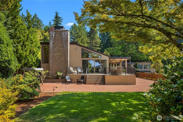 5919 77th Avenue SE, Mercer Island, WA 98040