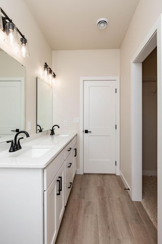 6282 87th Avenue S, Horace, ND 58047