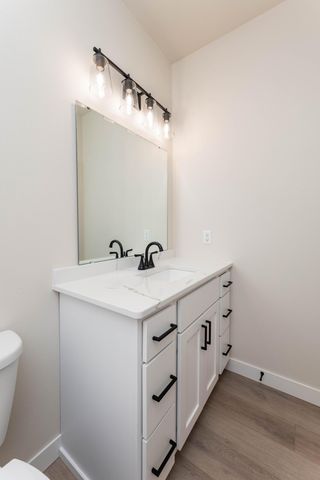 6282 87th Avenue S, Horace, ND 58047