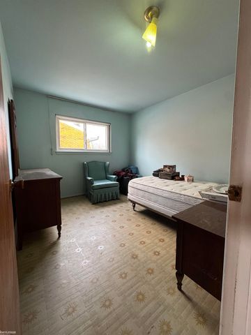 29134 Bonnie Drive, Warren, MI 48093