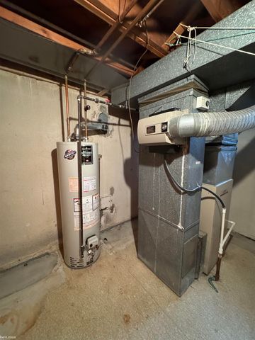 29134 Bonnie Drive, Warren, MI 48093