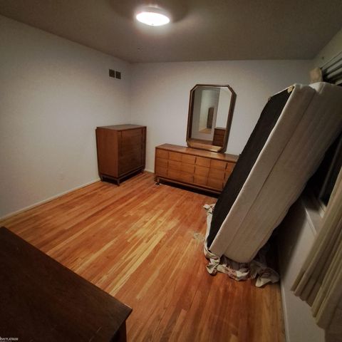 29134 Bonnie Drive, Warren, MI 48093