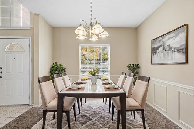 5601 Greenwich Drive, Arlington, TX 76018