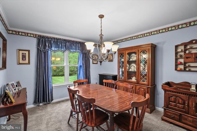 127 HERSHEY CIR, Stewartstown, PA 17363