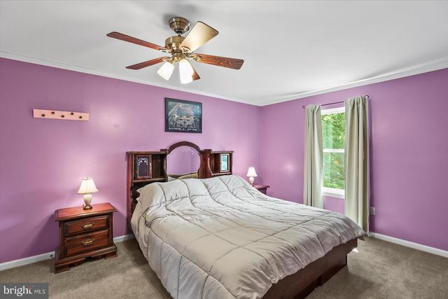127 HERSHEY CIR, Stewartstown, PA 17363