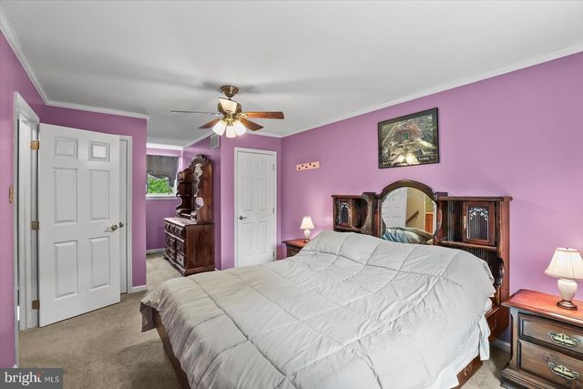 127 HERSHEY CIR, Stewartstown, PA 17363