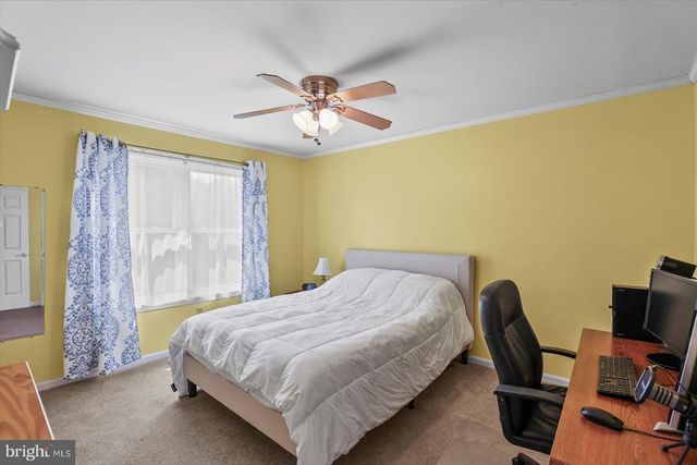 127 HERSHEY CIR, Stewartstown, PA 17363