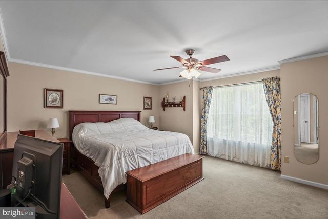 127 HERSHEY CIR, Stewartstown, PA 17363