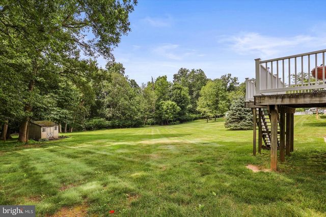 127 HERSHEY CIR, Stewartstown, PA 17363
