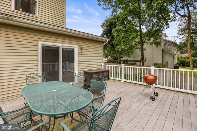 127 HERSHEY CIR, Stewartstown, PA 17363