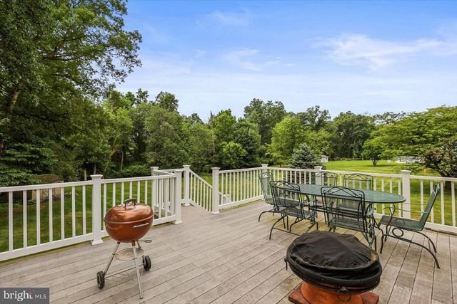 127 HERSHEY CIR, Stewartstown, PA 17363