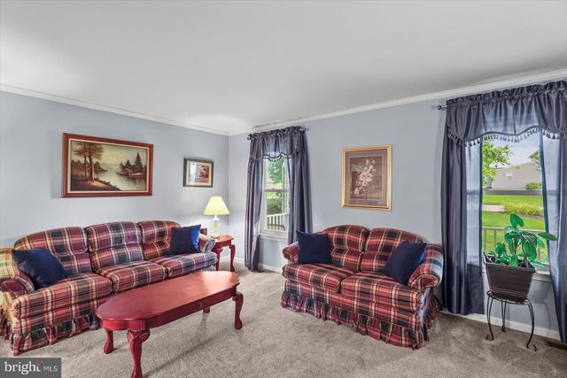 127 HERSHEY CIR, Stewartstown, PA 17363