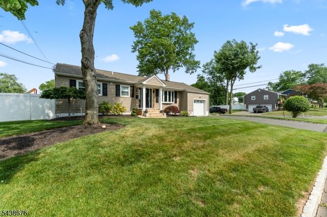 57 Desna St, Piscataway Twp., NJ 08854