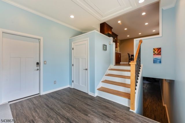 57 Desna St, Piscataway Twp., NJ 08854