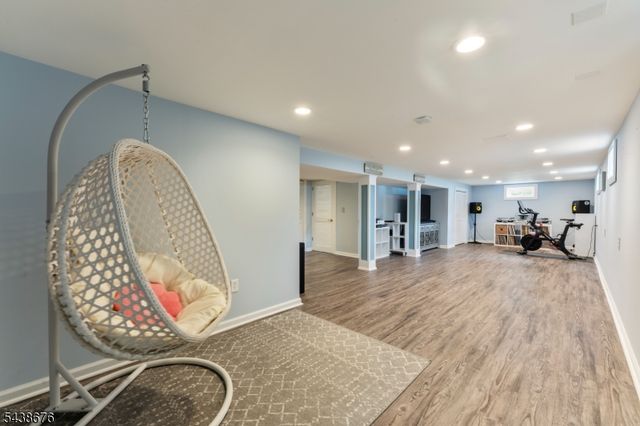 57 Desna St, Piscataway Twp., NJ 08854