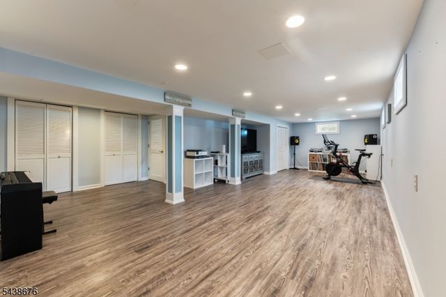57 Desna St, Piscataway Twp., NJ 08854
