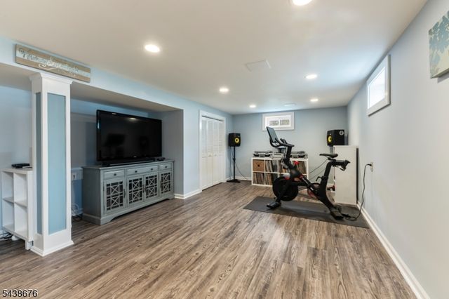 57 Desna St, Piscataway Twp., NJ 08854