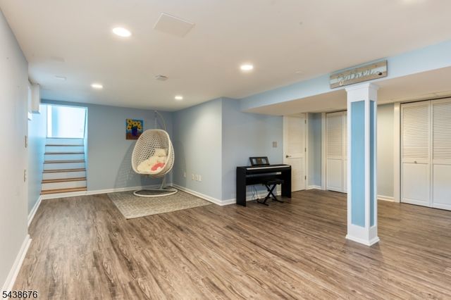 57 Desna St, Piscataway Twp., NJ 08854