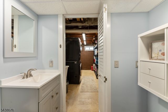 57 Desna St, Piscataway Twp., NJ 08854