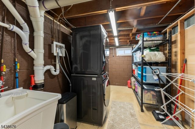 57 Desna St, Piscataway Twp., NJ 08854