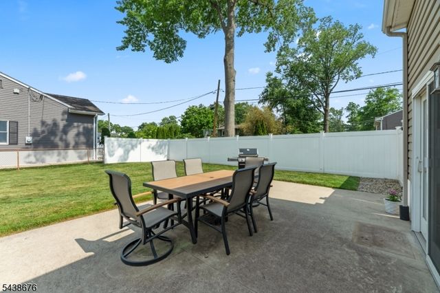 57 Desna St, Piscataway Twp., NJ 08854
