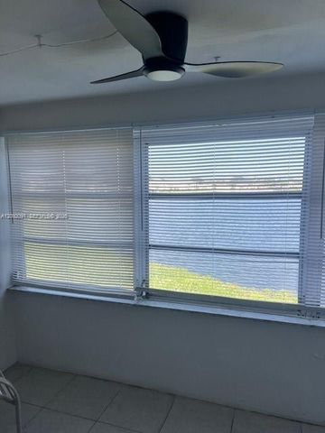 1116 Lake Terrace 205, Boynton Beach, FL 33426