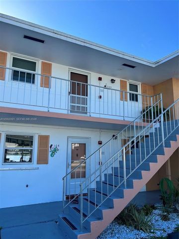 1116 Lake Terrace 205, Boynton Beach, FL 33426