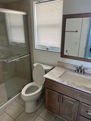 1116 Lake Terrace 205, Boynton Beach, FL 33426