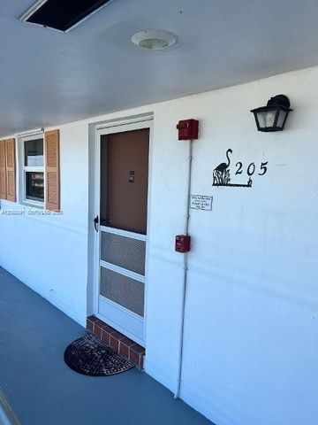1116 Lake Terrace 205, Boynton Beach, FL 33426