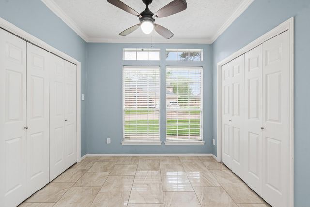 20518 Serringdon Drive, Katy, TX 77449