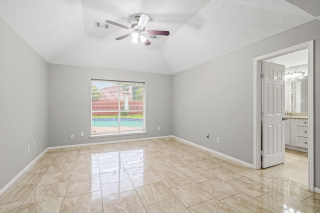 20518 Serringdon Drive, Katy, TX 77449