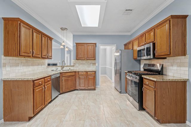 20518 Serringdon Drive, Katy, TX 77449