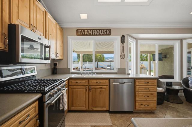 35369 Chiwi Circle, Wildomar, CA 92595