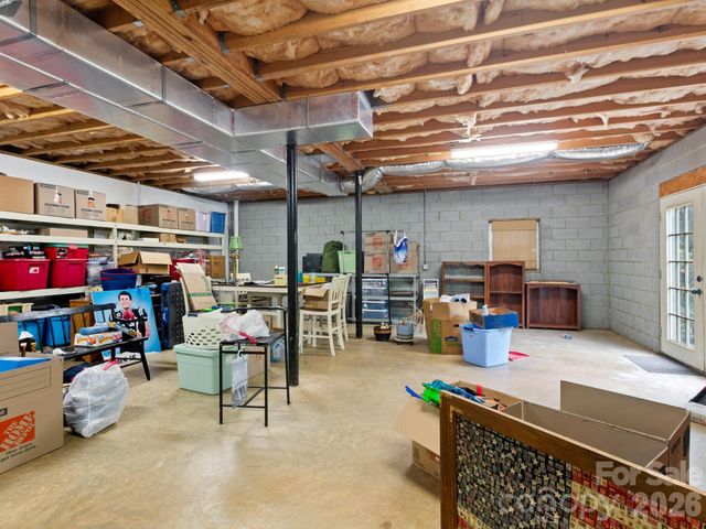 38 Brown Lynch Road, Candler, NC 28715
