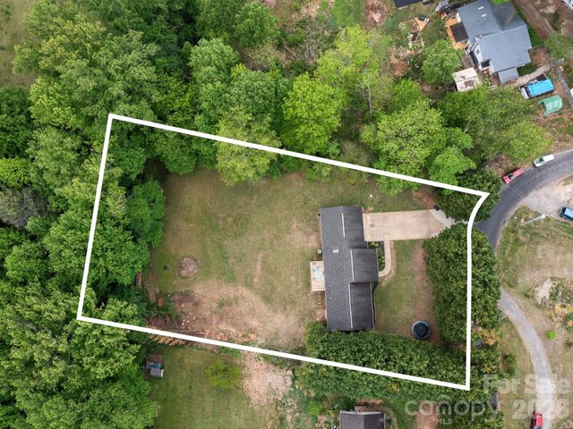 38 Brown Lynch Road, Candler, NC 28715