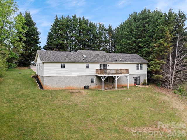 38 Brown Lynch Road, Candler, NC 28715