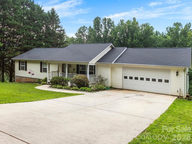 38 Brown Lynch Road, Candler, NC 28715