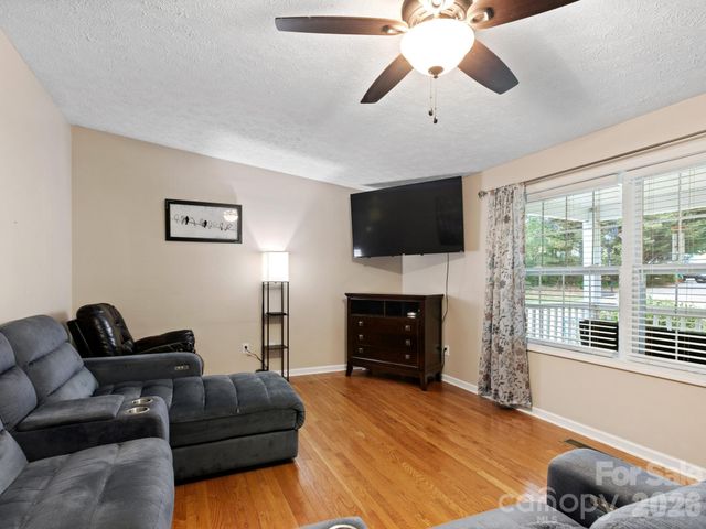 38 Brown Lynch Road, Candler, NC 28715