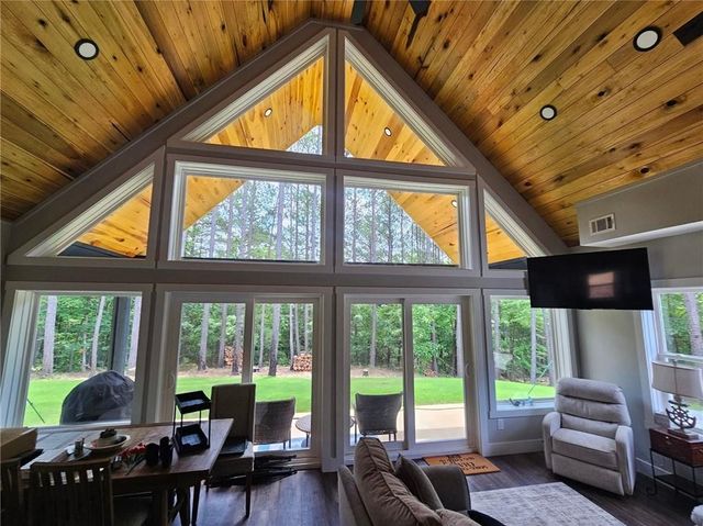 2595 Omaha Drive, Elberton, GA 30635