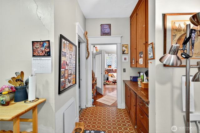 132 30th Avenue, Seattle, WA 98122