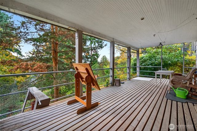 132 30th Avenue, Seattle, WA 98122