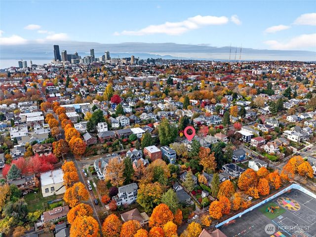 132 30th Avenue, Seattle, WA 98122