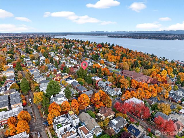 132 30th Avenue, Seattle, WA 98122