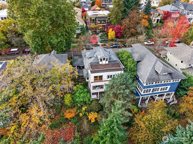 132 30th Avenue, Seattle, WA 98122